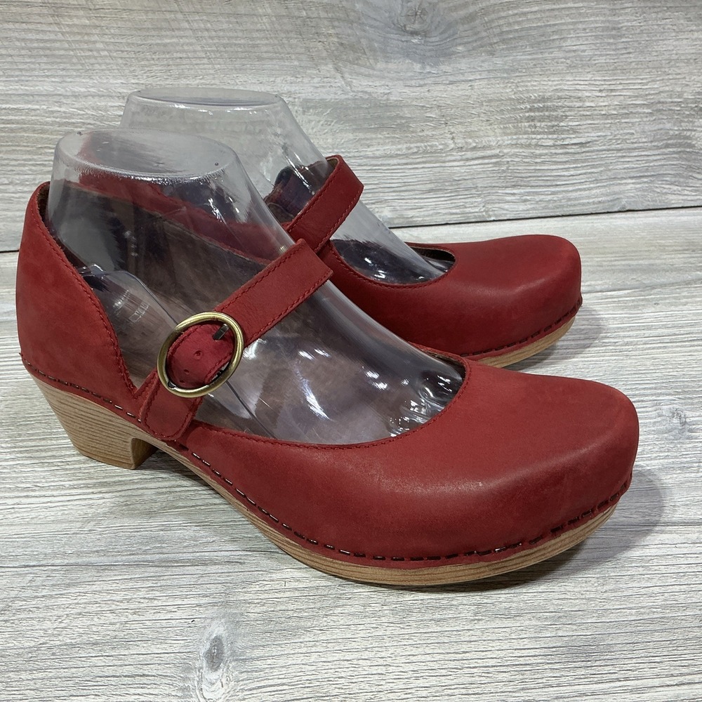 Dansko Missy Mary Jane Clogs Womens 39 8.5 US Comfort Shoes Red Leather Buckle
